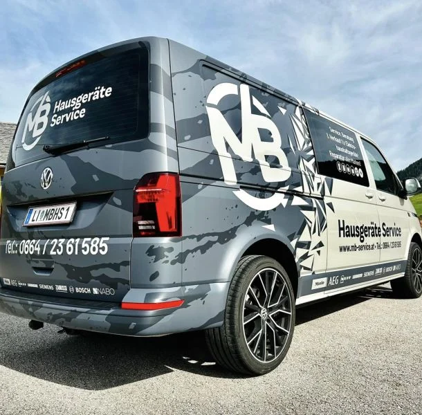 Beschrifteter Transporter von SimplySign