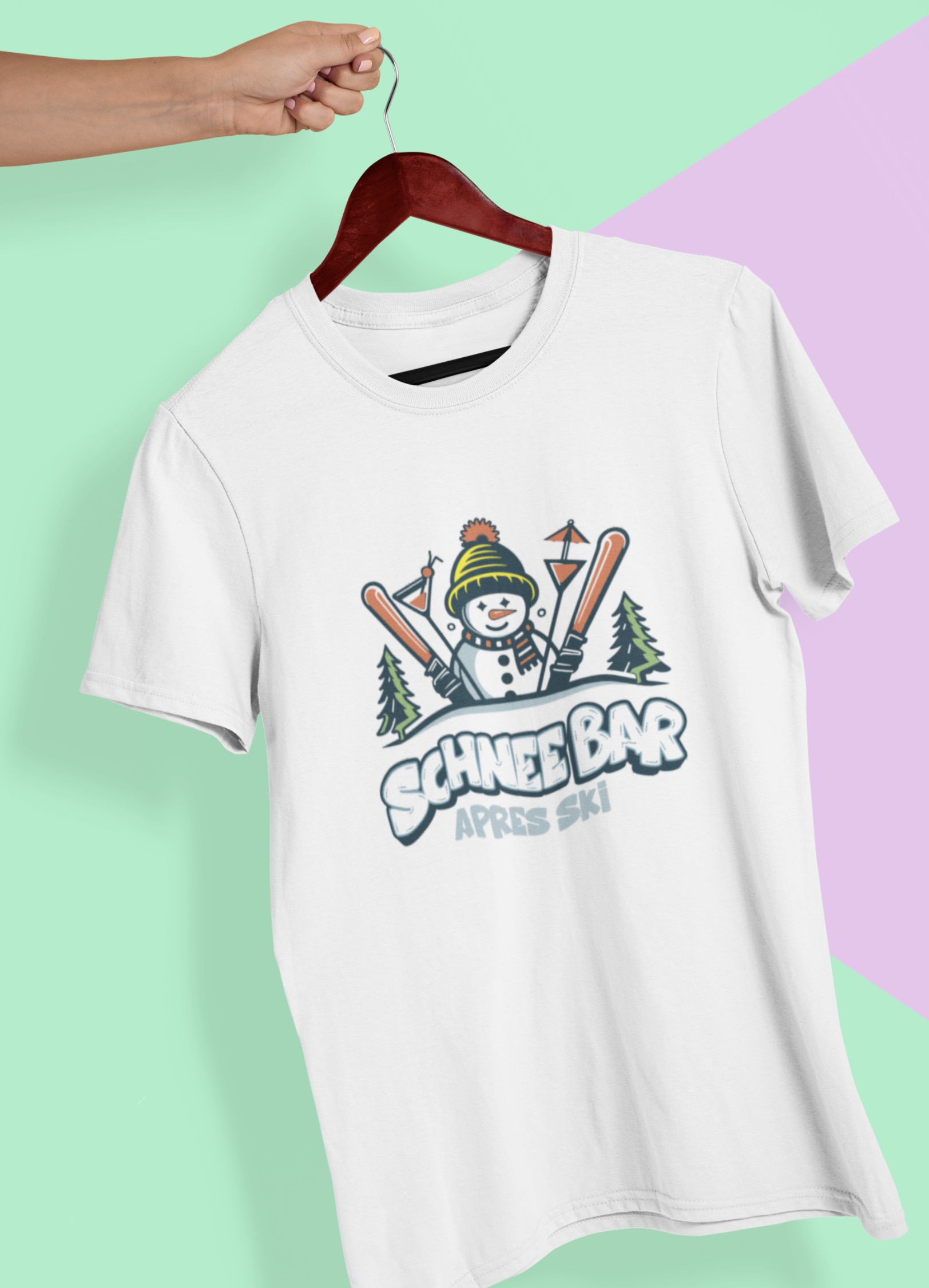 Weißes T-Shirt mit individuellem Schneebar-Motiv